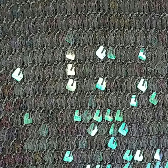 COPY - Marina crochet sequin shimmer top - Picture 3 of 4